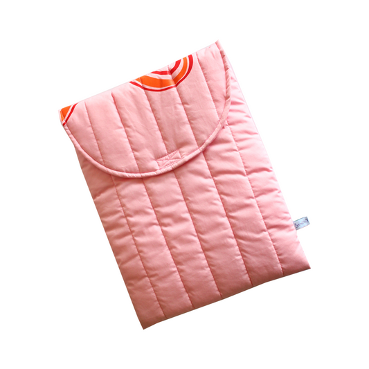 Laptop Case: The Data Inside اساسية